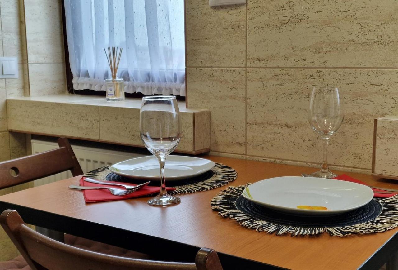 Laroka House Arty And Cosy Studio Universitate Center Bucureşti Ngoại thất bức ảnh