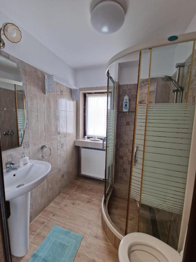 Laroka House Arty And Cosy Studio Universitate Center Bucureşti Ngoại thất bức ảnh