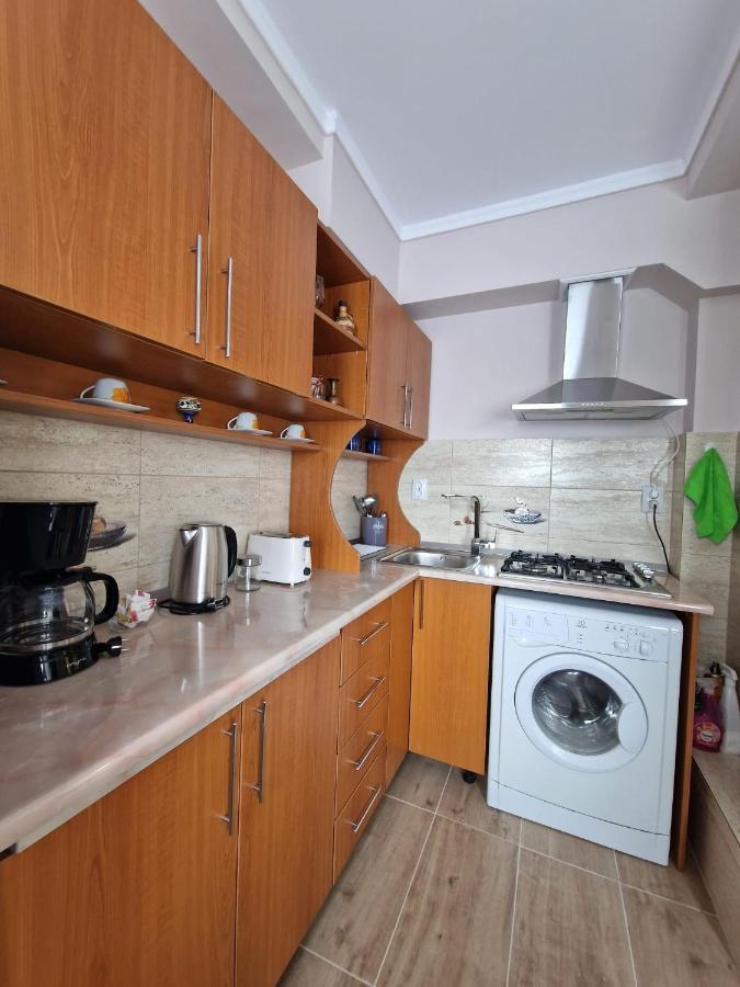 Laroka House Arty And Cosy Studio Universitate Center Bucureşti Ngoại thất bức ảnh