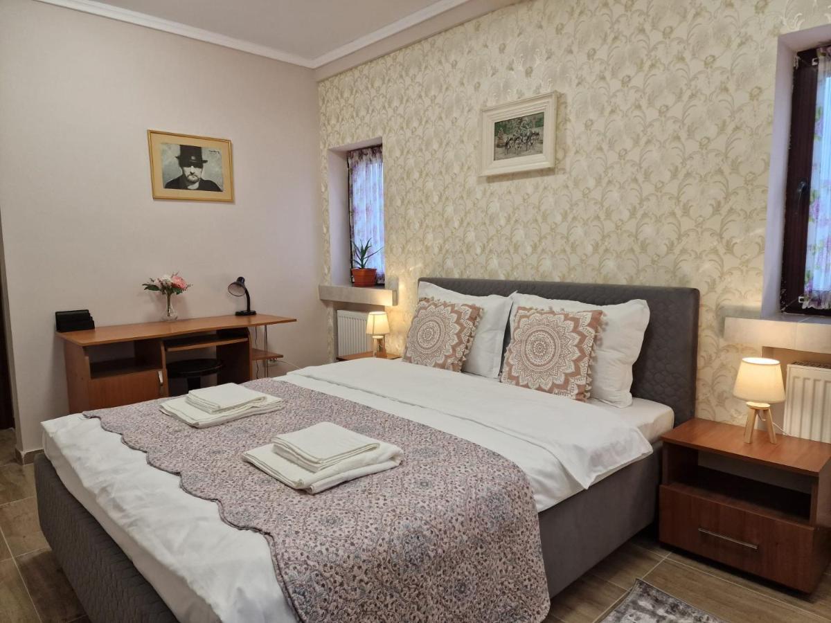 Laroka House Arty And Cosy Studio Universitate Center Bucureşti Ngoại thất bức ảnh